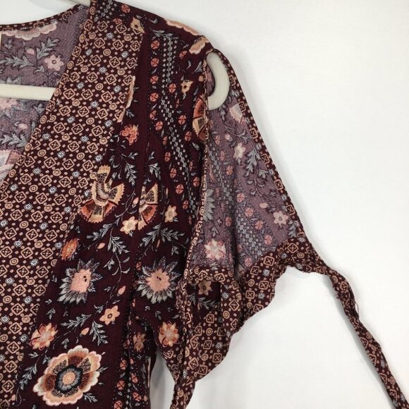 BAND OF GYPSIES Cold Shoulder Floral Dress - Picture 10 of 10